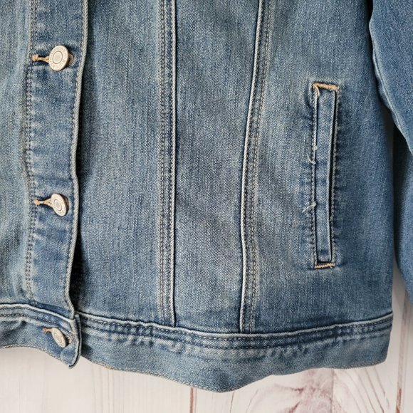 Maurices Denim Jean Jacket, Women’s Sz 1, Classic Button Down, Front Pockets EUC - Picture 4 of 10